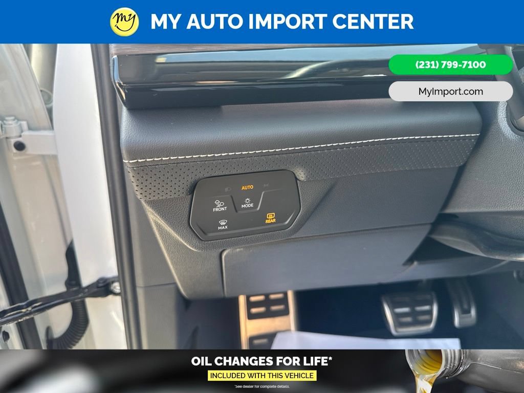 Used 2025 Volkswagen Atlas SEL Premium R-Line AWD/4WD image 15