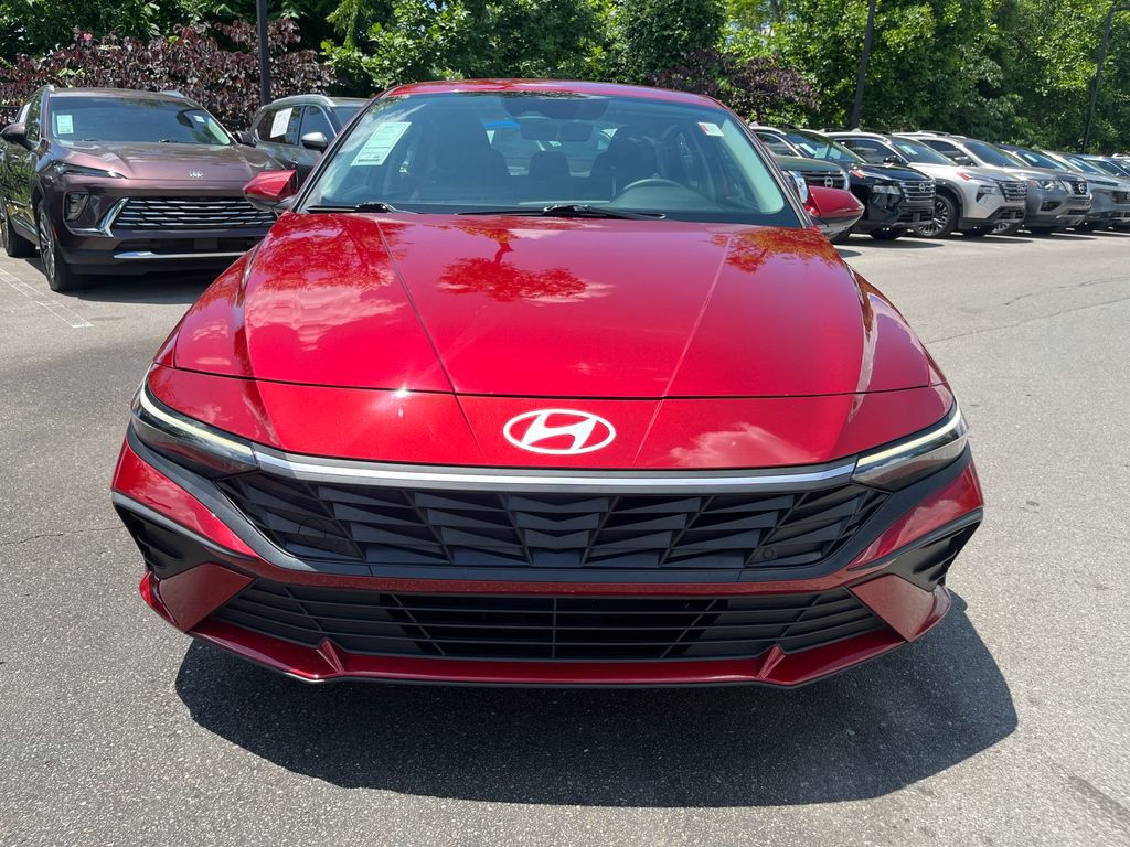 Used 2024 Hyundai Elantra SE FWD image 34