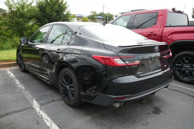 Used 2025 Toyota Camry SE FWD image 7