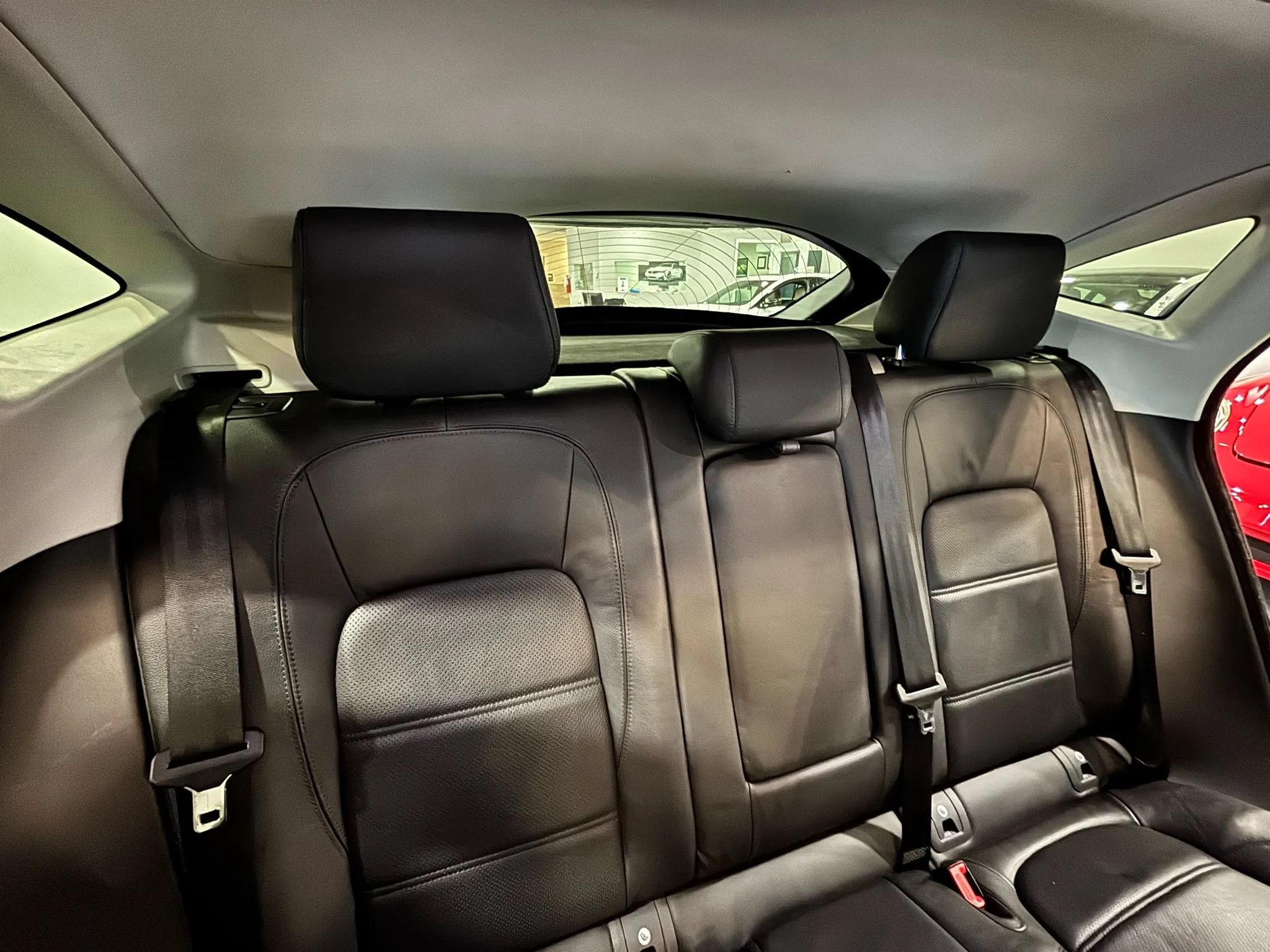 Used 2018 Jaguar E-PACE S AWD/4WD image 17