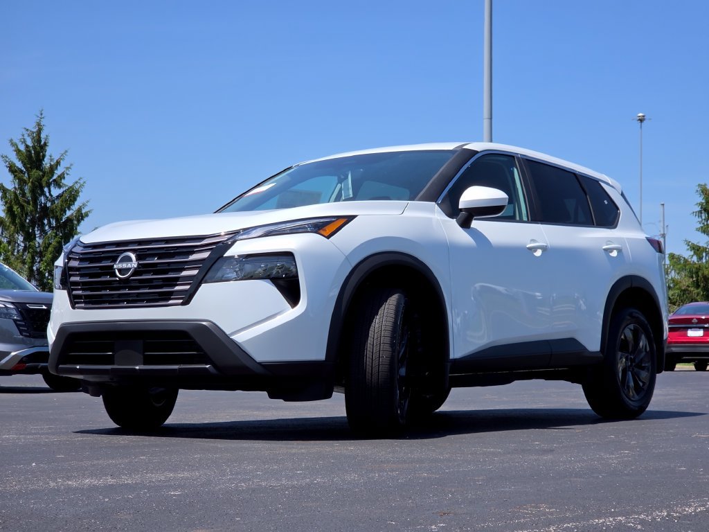 New 2026 Nissan Rogue SV AWD/4WD image 9