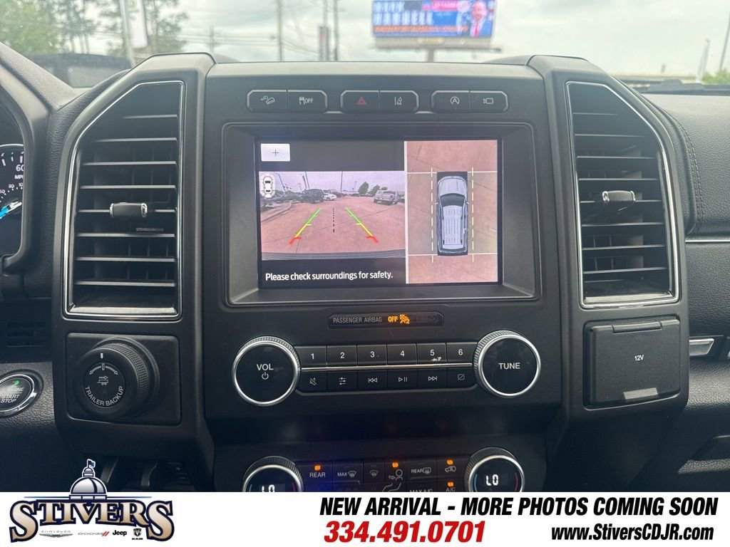 Used 2020 Ford Expedition Limited w/ Equipment Group 302A AWD/4WD image 16