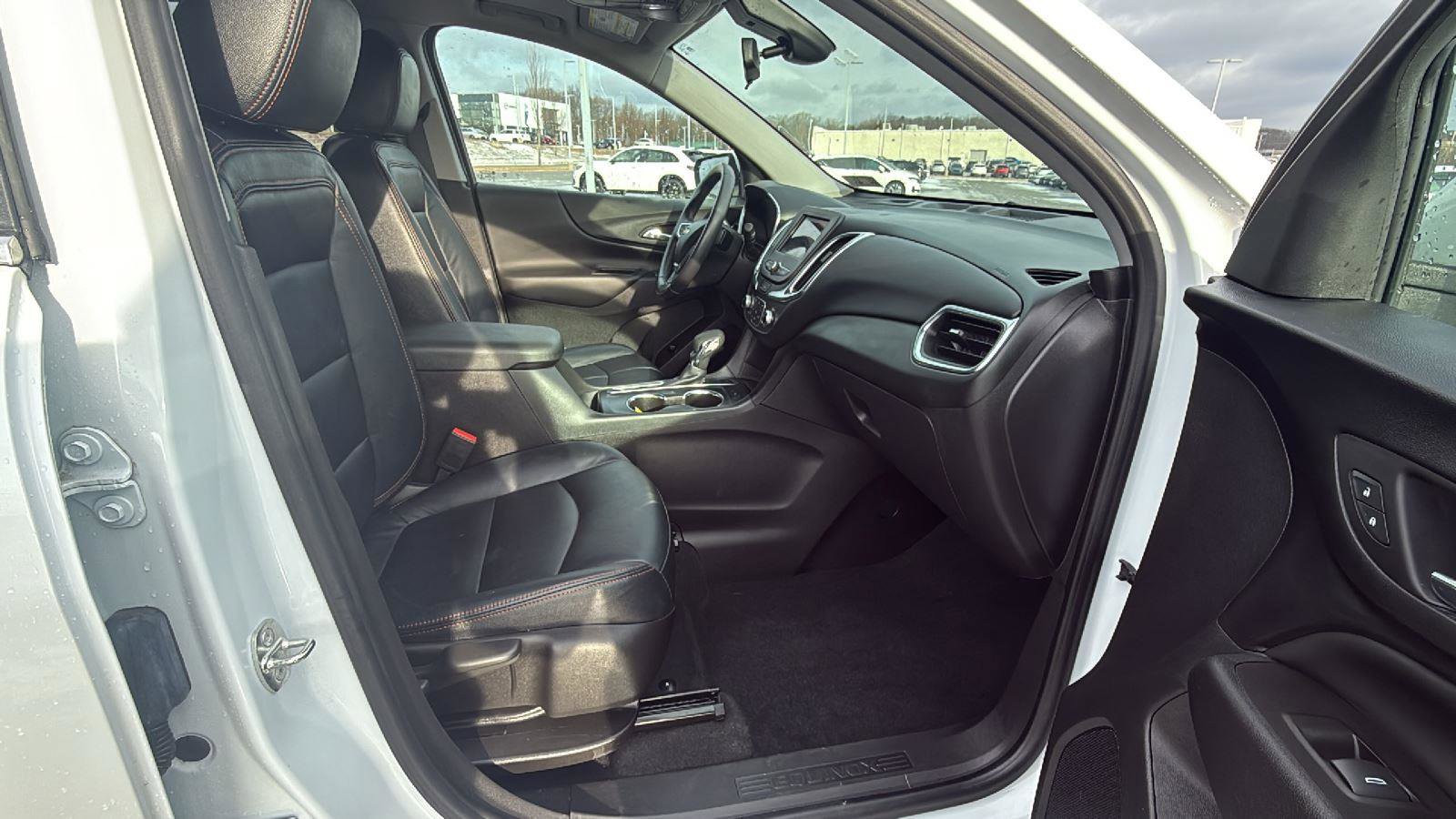 Used 2022 Chevrolet Equinox LT image 18