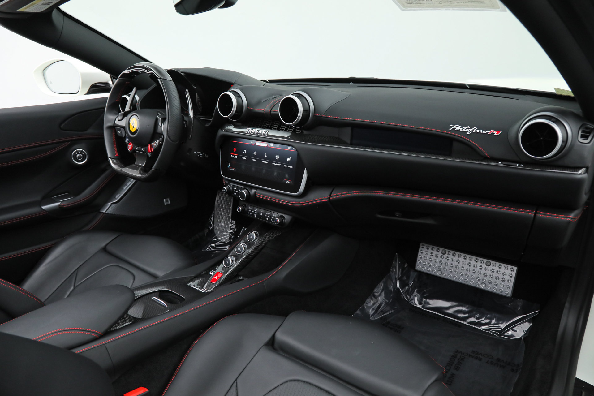 Certified 2023 Ferrari Portofino M RWD image 21