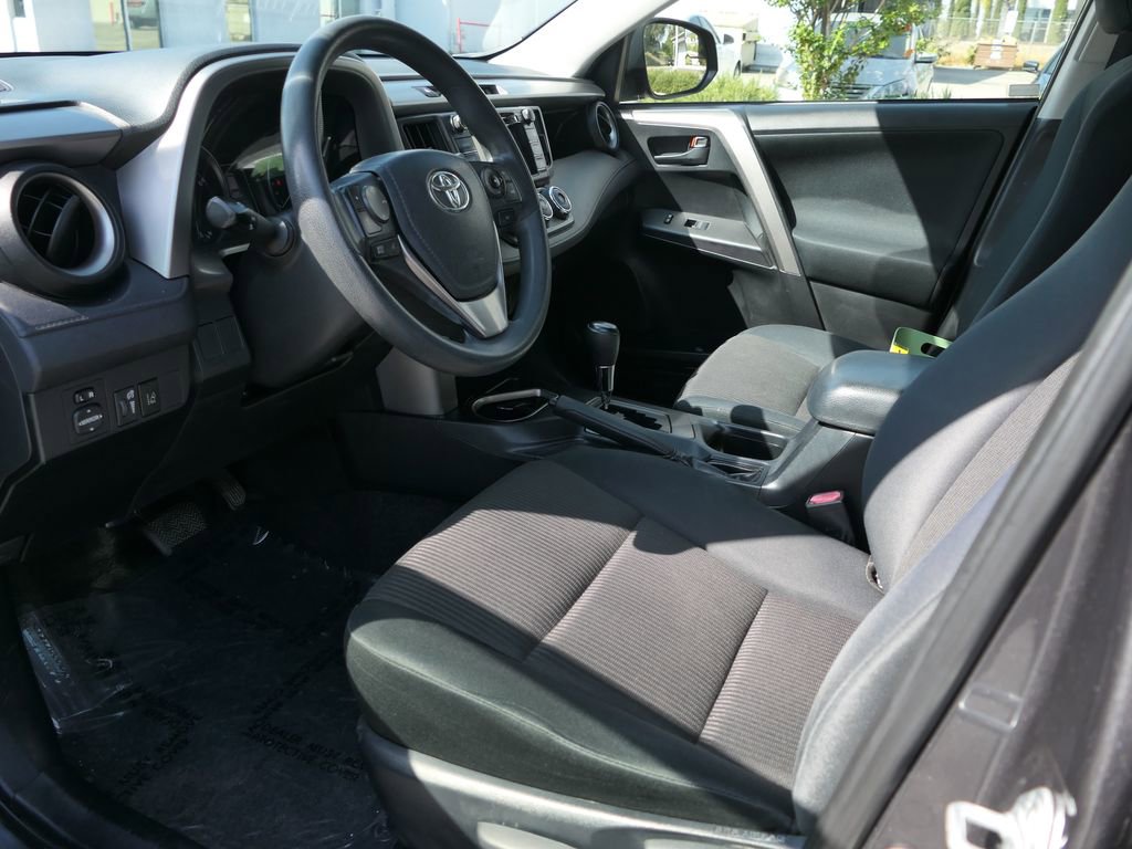 Used 2018 Toyota RAV4 LE w/ All Weather Liner Package FWD image 11
