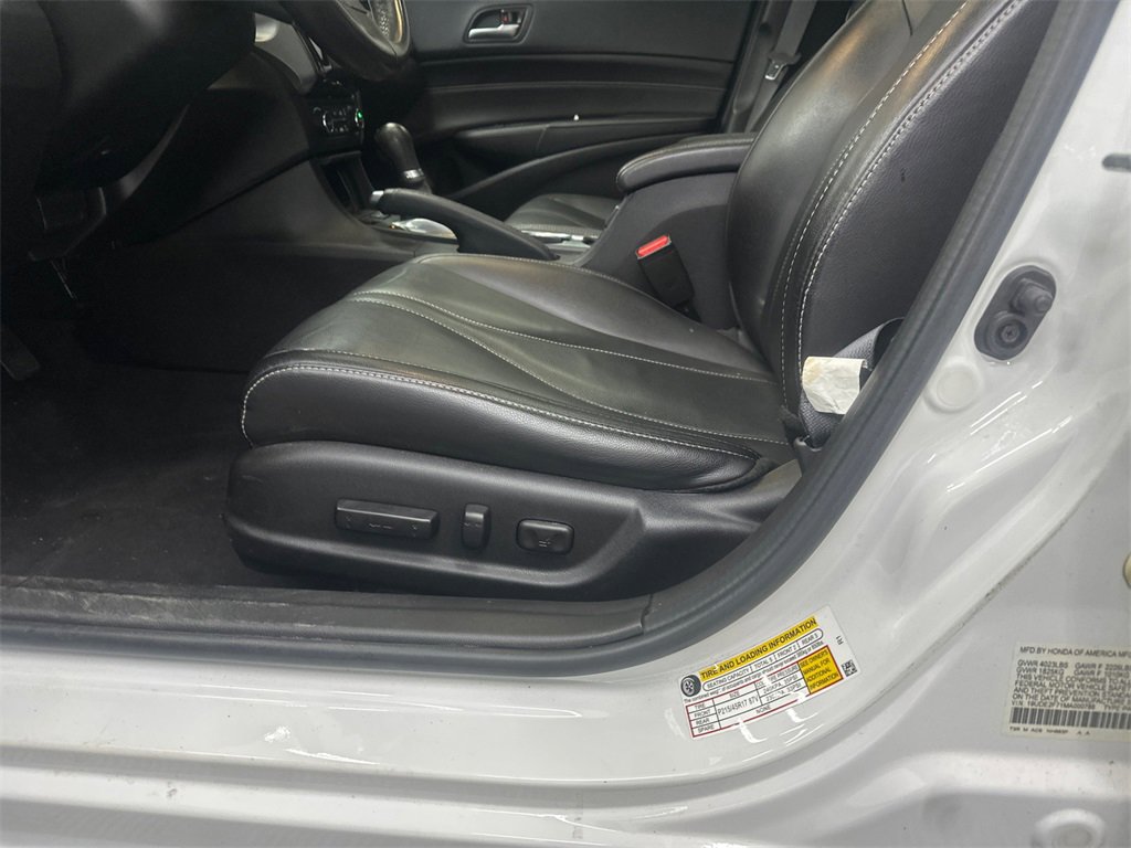 Used 2021 Acura ILX w/ Premium Package image 10