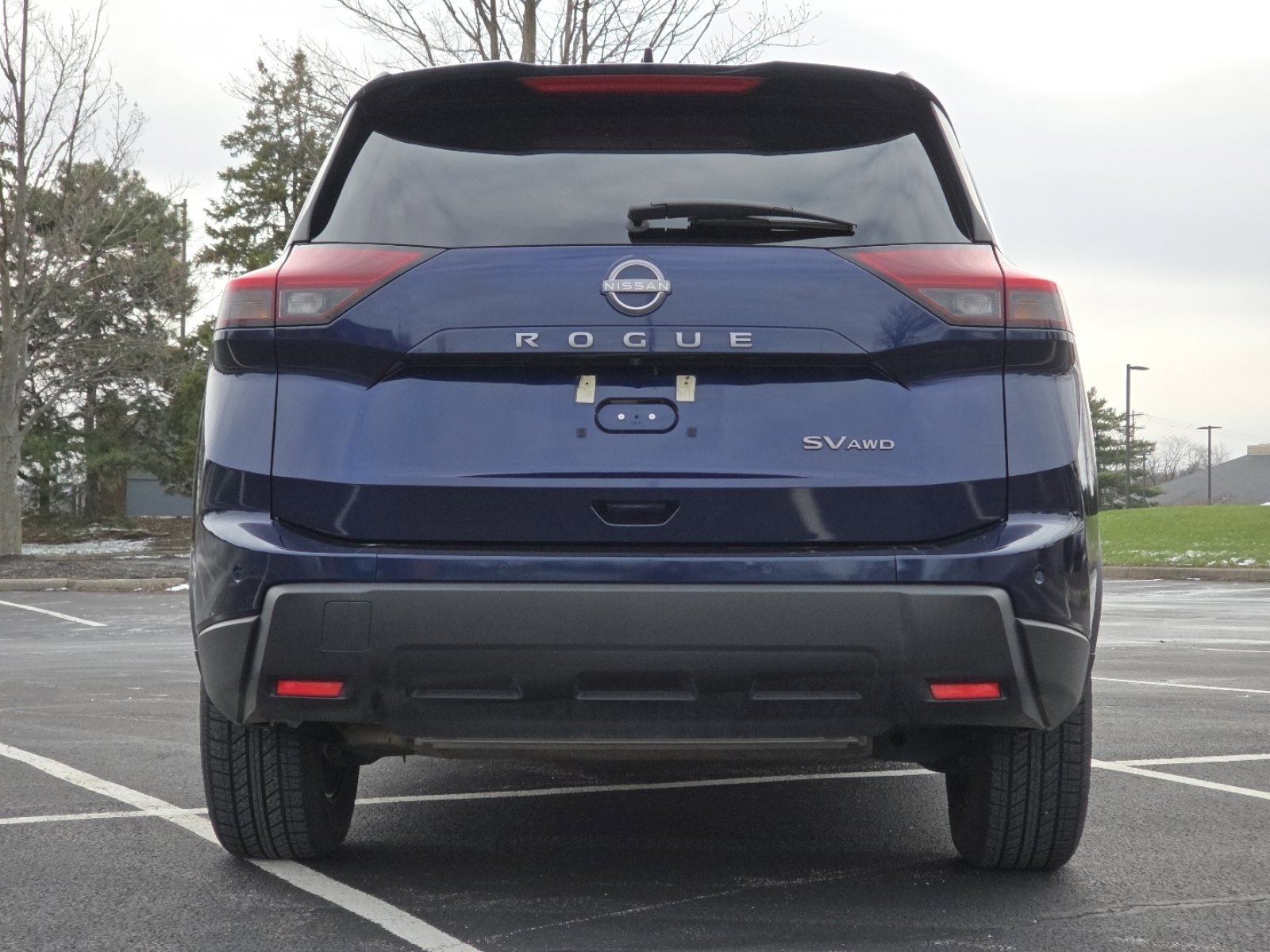 Used 2024 Nissan Rogue SV image 16