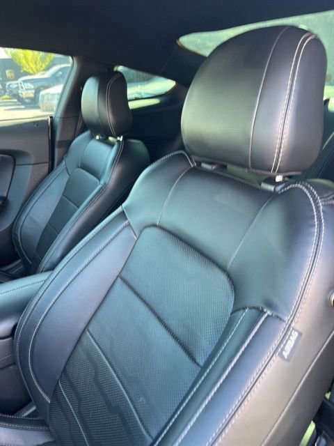 Used 2022 Ford Mustang GT Premium w/ Equipment Group 401A image 9