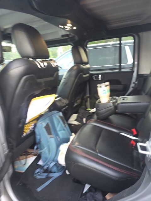 Used 2021 Jeep Wrangler Unlimited Rubicon image 14