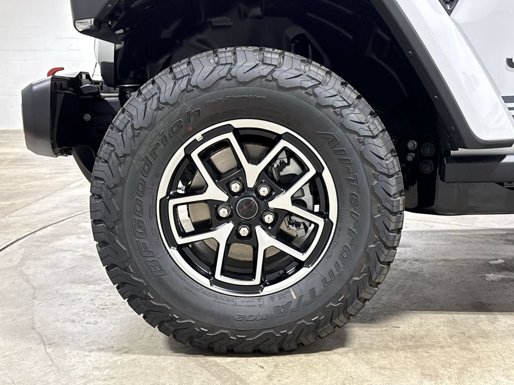 New 2026 Jeep Wrangler Unlimited Rubicon w/ Rockslide Package AWD/4WD image 27