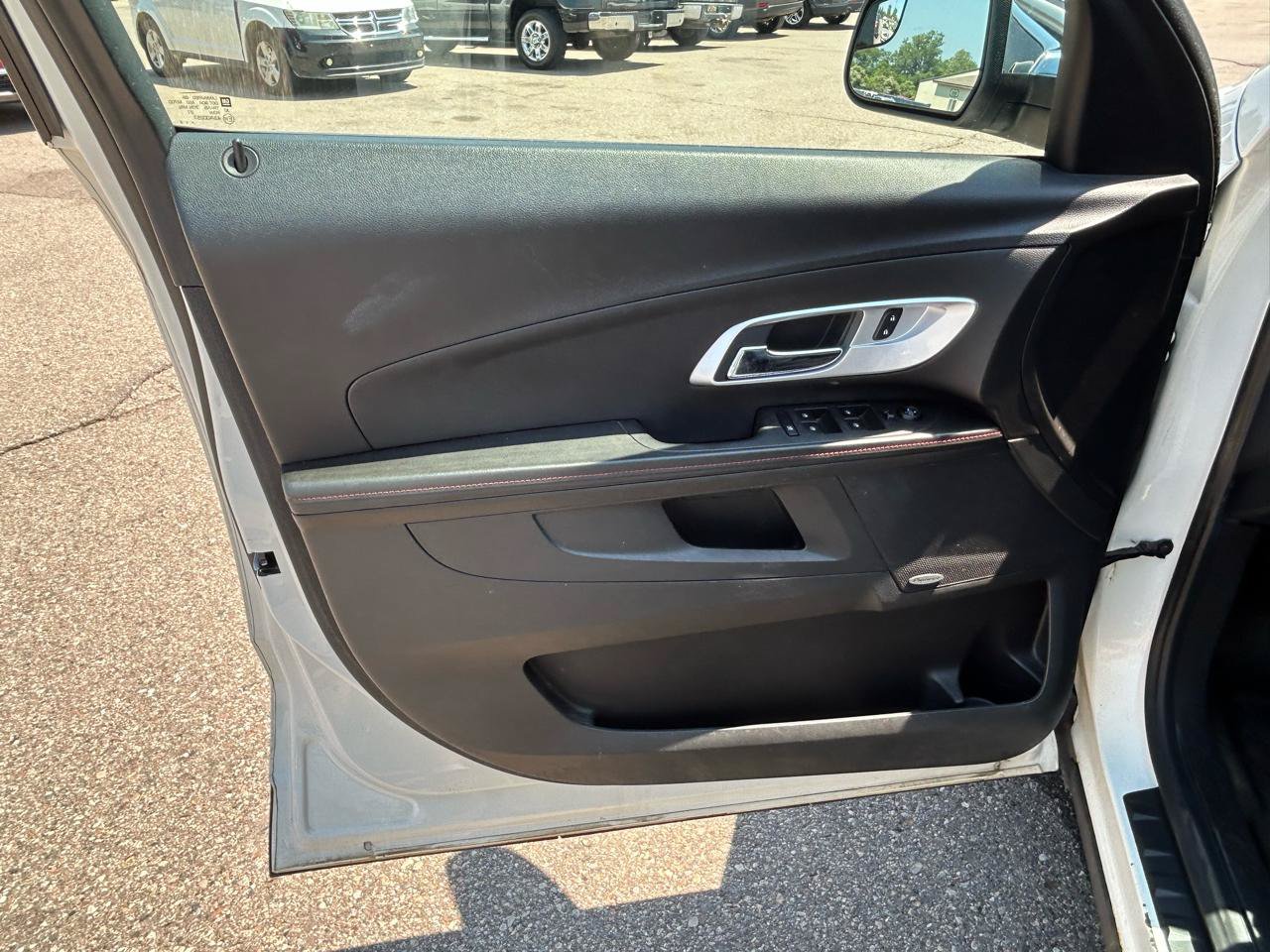 Used 2014 Chevrolet Equinox LTZ AWD/4WD image 14
