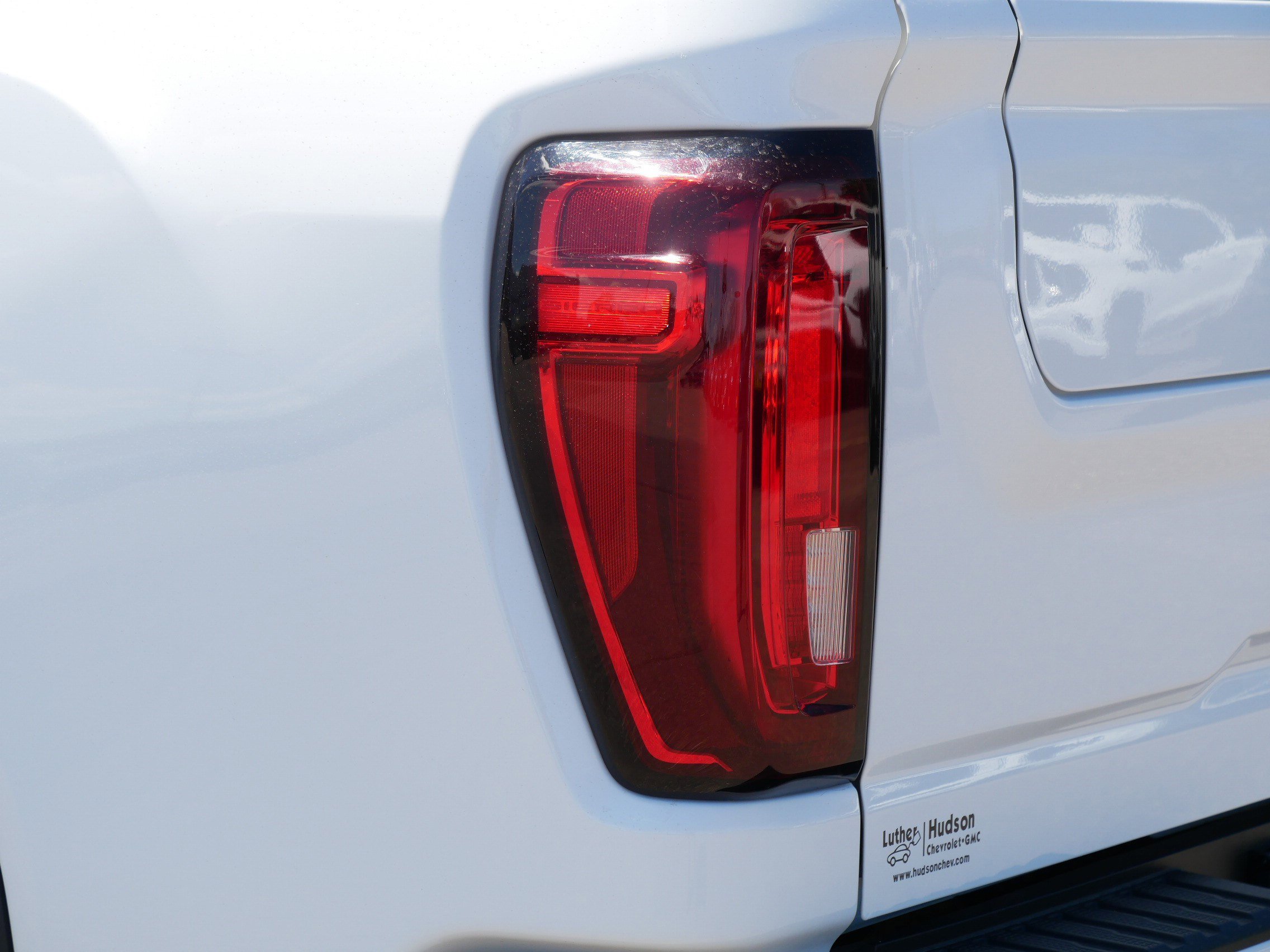 Used 2021 GMC Sierra 2500 Denali w/ Denali Ultimate Package AWD/4WD image 17