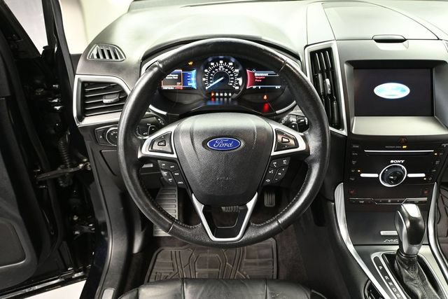 Used 2016 Ford Edge Titanium w/ Technology Package AWD/4WD image 19