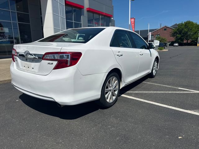 Used 2012 Toyota Camry XLE FWD image 3