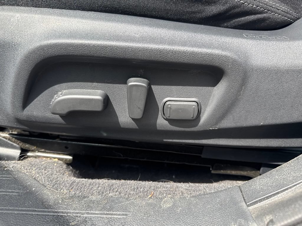Used 2015 Subaru Legacy 2.5i Premium AWD/4WD image 12