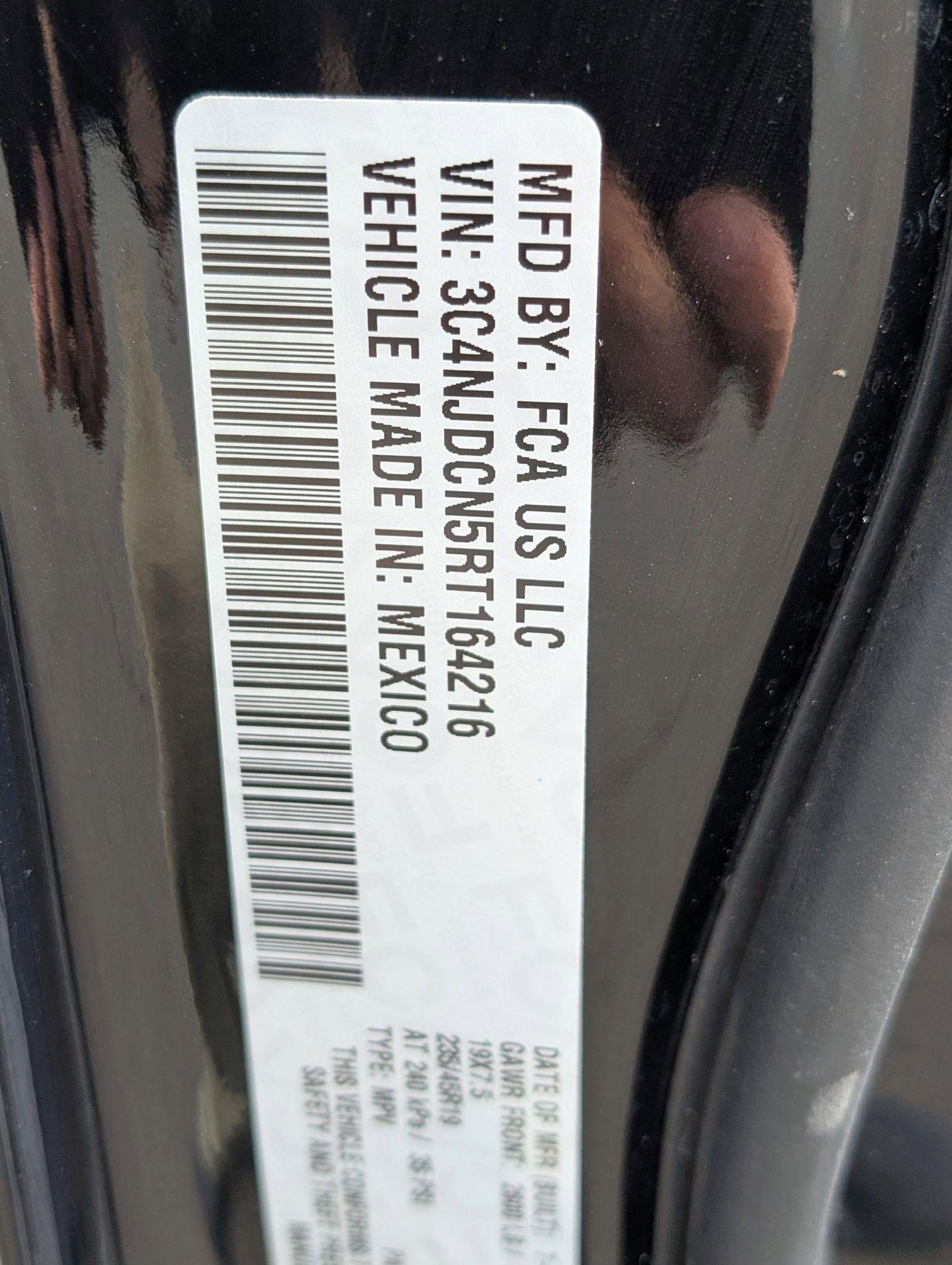 Used 2024 Jeep Compass Limited w/ High Altitude Package image 22