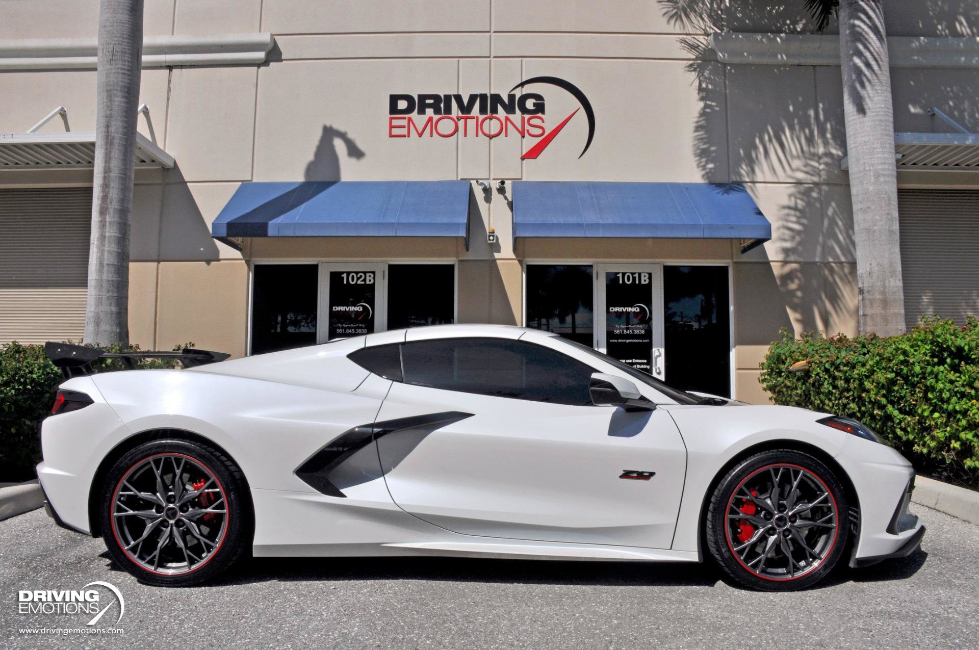 Used 2023 Chevrolet Corvette Stingray Premium Cpe w/ Z51 Performance Package RWD image 7