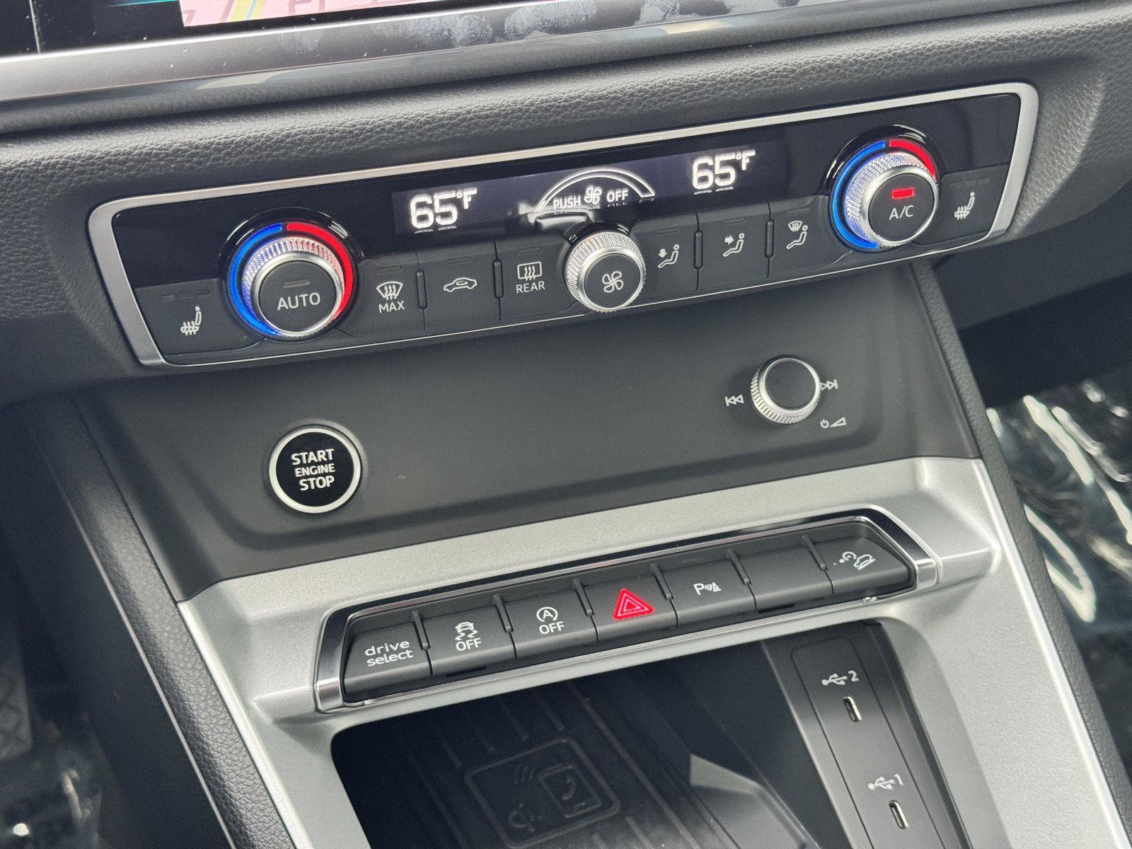 Used 2022 Audi Q3 2.0T Premium Plus image 14