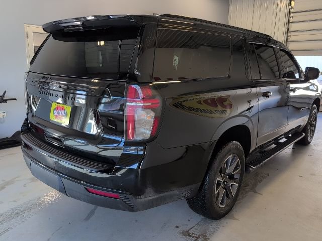 Used 2023 Chevrolet Suburban Z71 AWD/4WD image 4