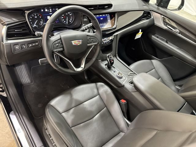 New 2025 Cadillac XT6 Sport w/ Technology Package AWD/4WD image 10