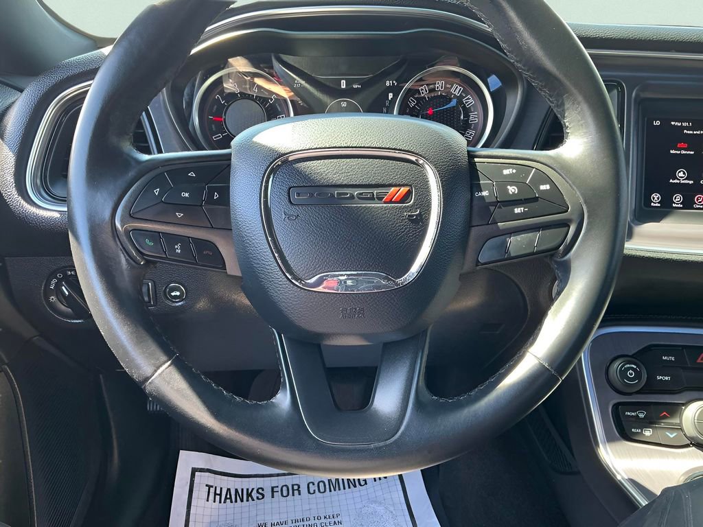 Used 2018 Dodge Challenger SXT image 32