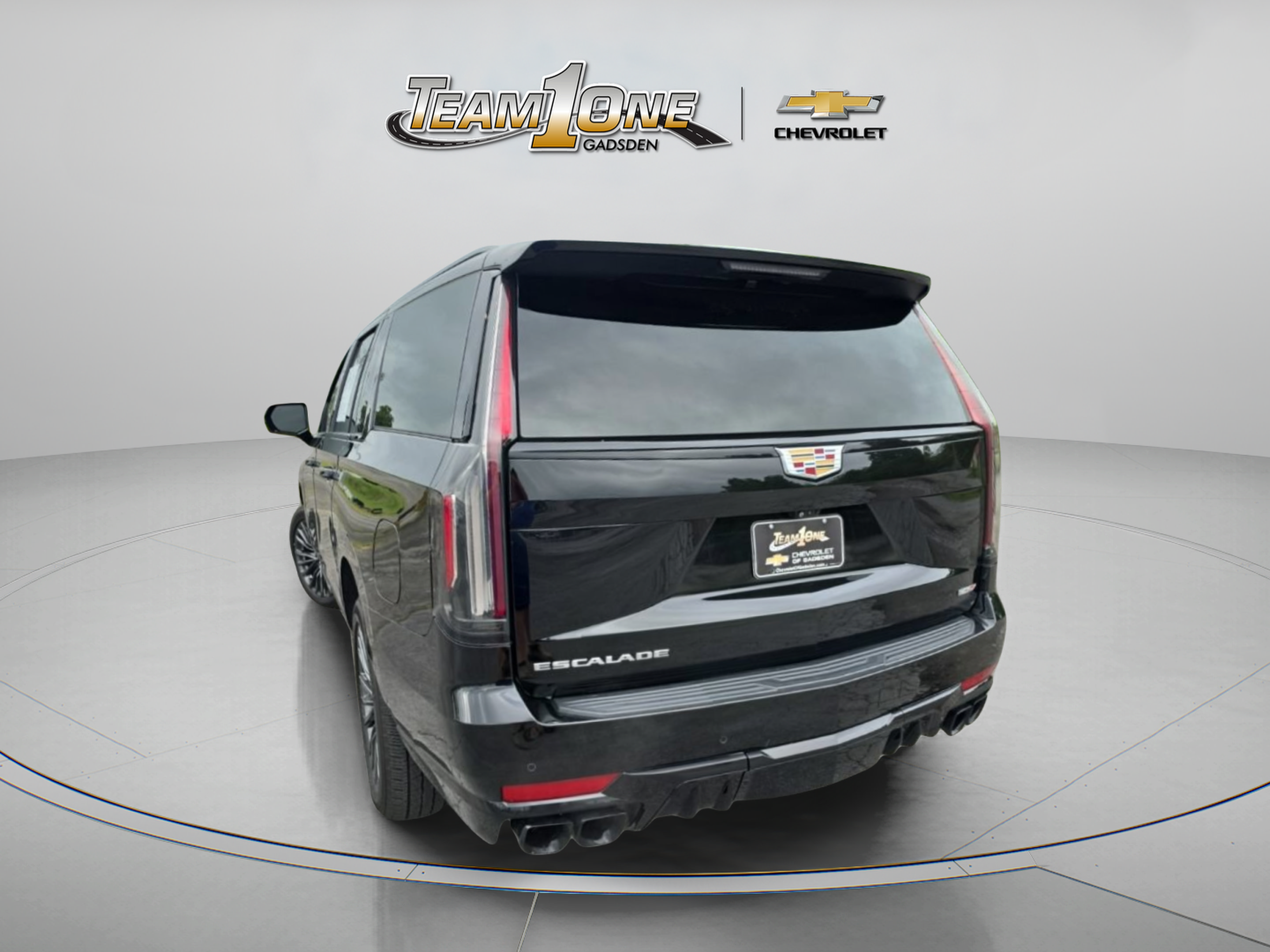 Used 2023 Cadillac Escalade ESV V AWD/4WD image 6