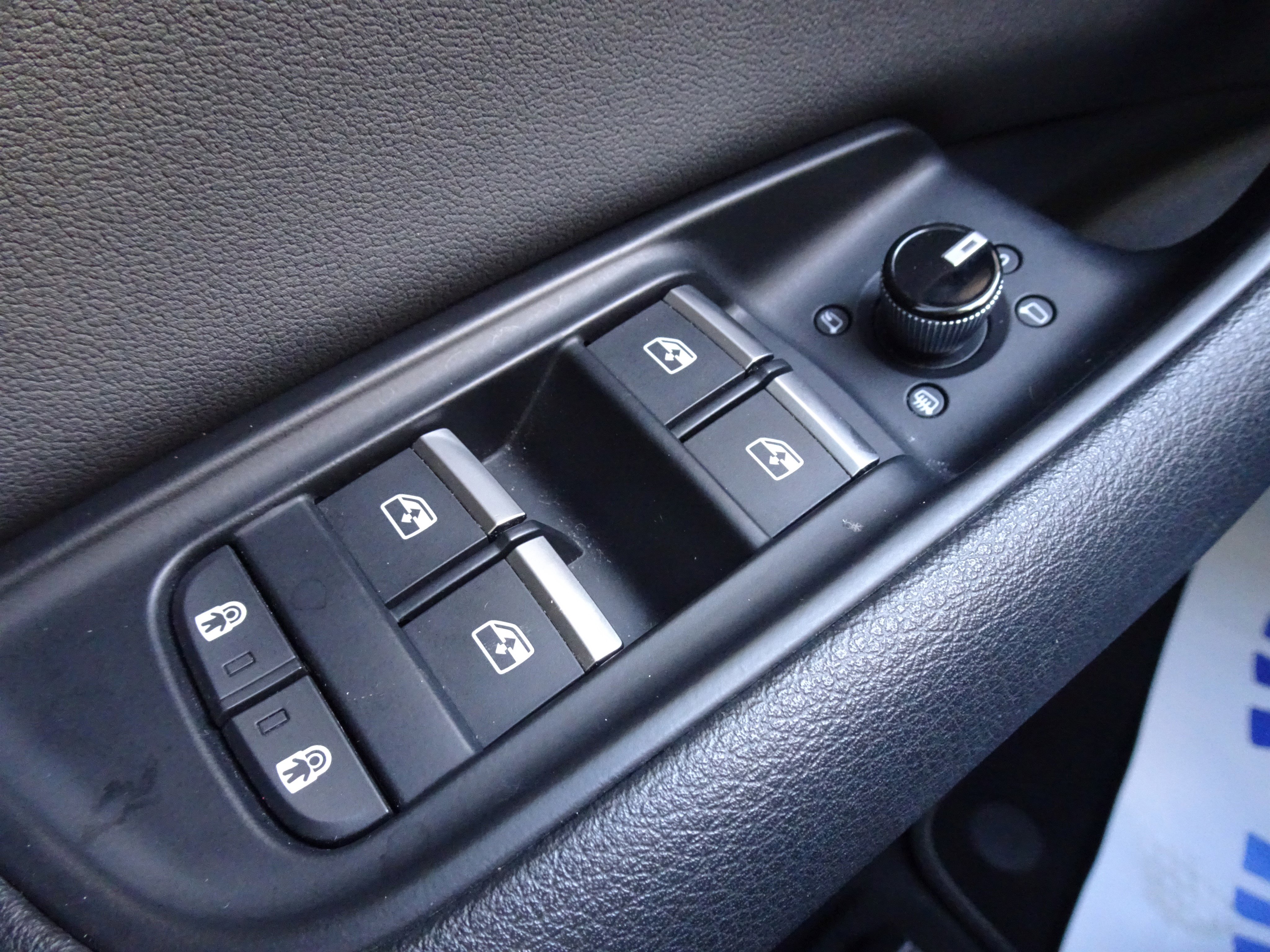 Used 2019 Audi Q8 Premium Plus w/ Premium Plus image 24