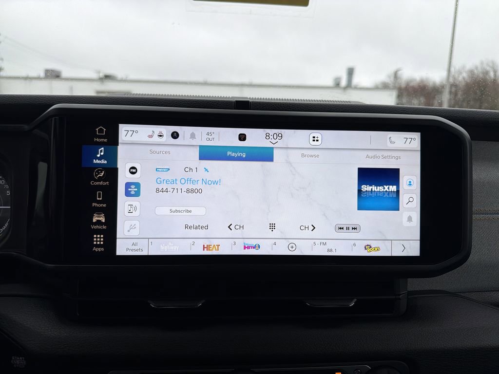 Used 2024 Jeep Wrangler Unlimited image 24