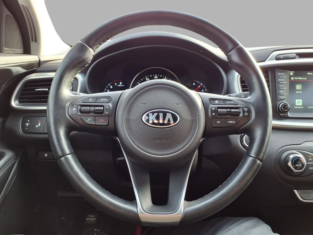 Used 2016 Kia Sorento SX image 15