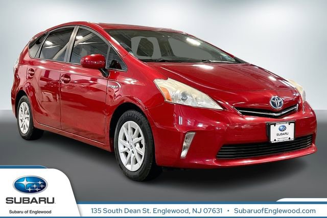 Used 2014 Toyota Prius V Two image 1