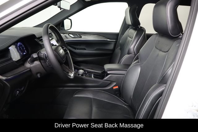 Used 2023 Jeep Grand Cherokee L Overland w/ Luxury Tech Group IV image 16