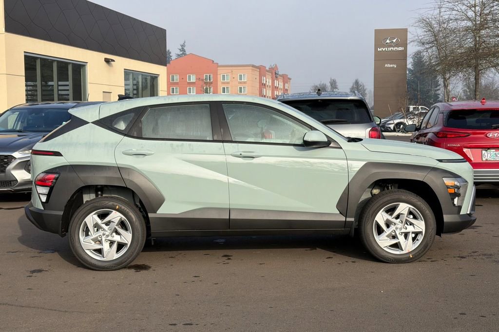 New 2026 Hyundai Kona SE image 4