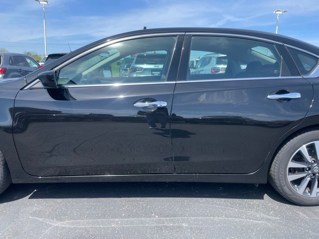 Used 2017 Nissan Altima 2.5 SV FWD image 31
