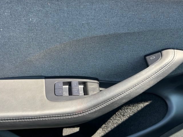 Used 2024 Tesla Model 3 Standard Range RWD image 27