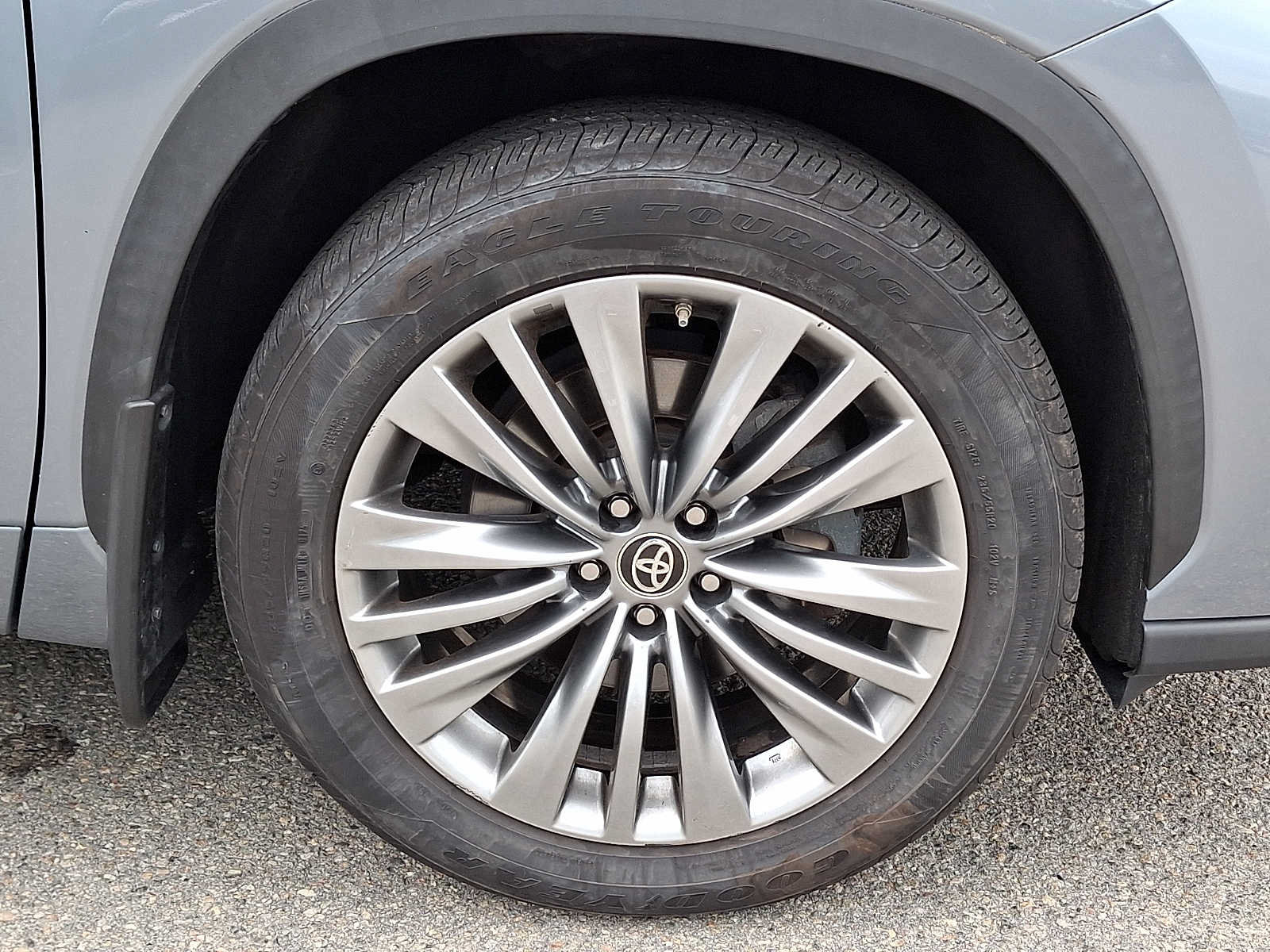 Used 2021 Toyota Highlander Platinum AWD/4WD image 8