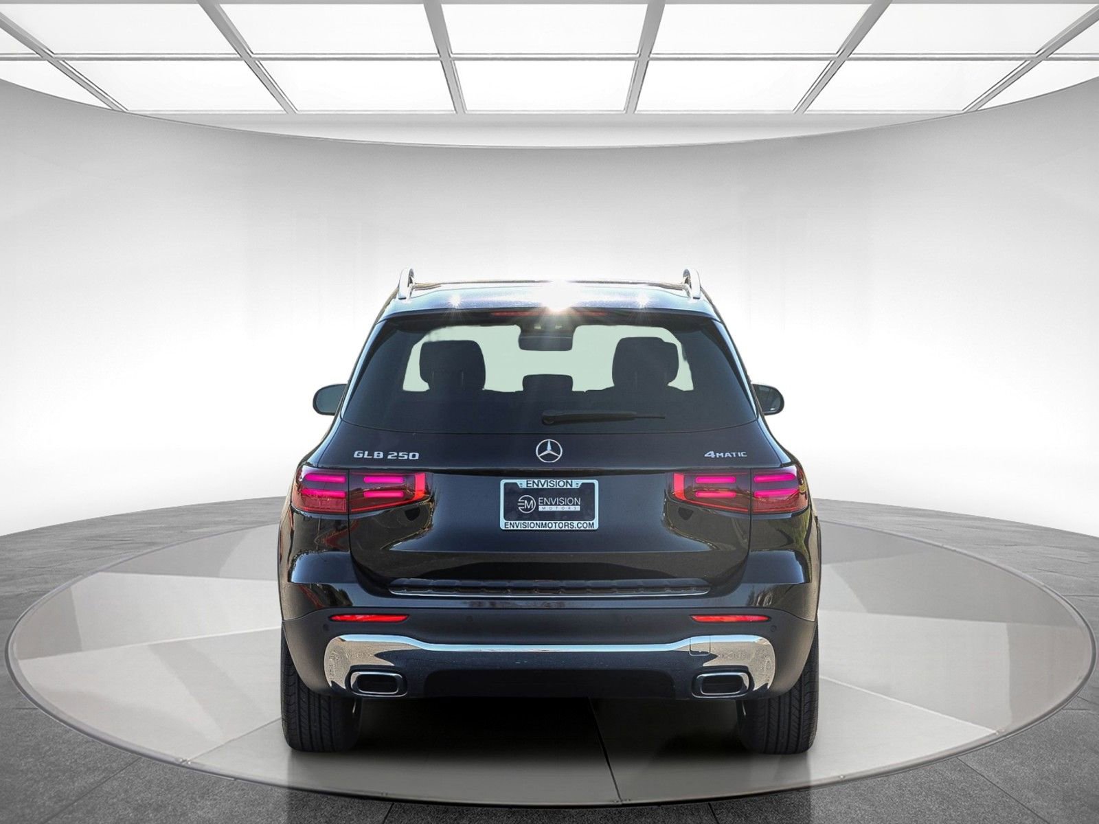 Certified 2026 Mercedes-Benz GLB 250 4MATIC image 3