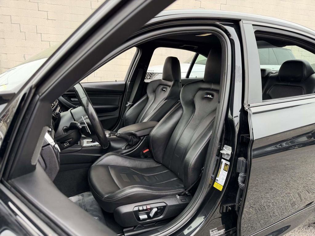 Used 2018 BMW M3 w/ Executive Package image 21