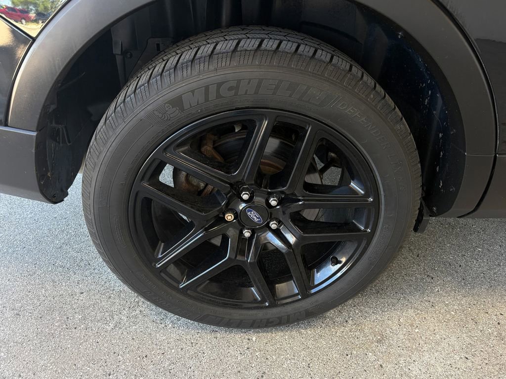 Used 2017 Ford Explorer Sport AWD/4WD image 25