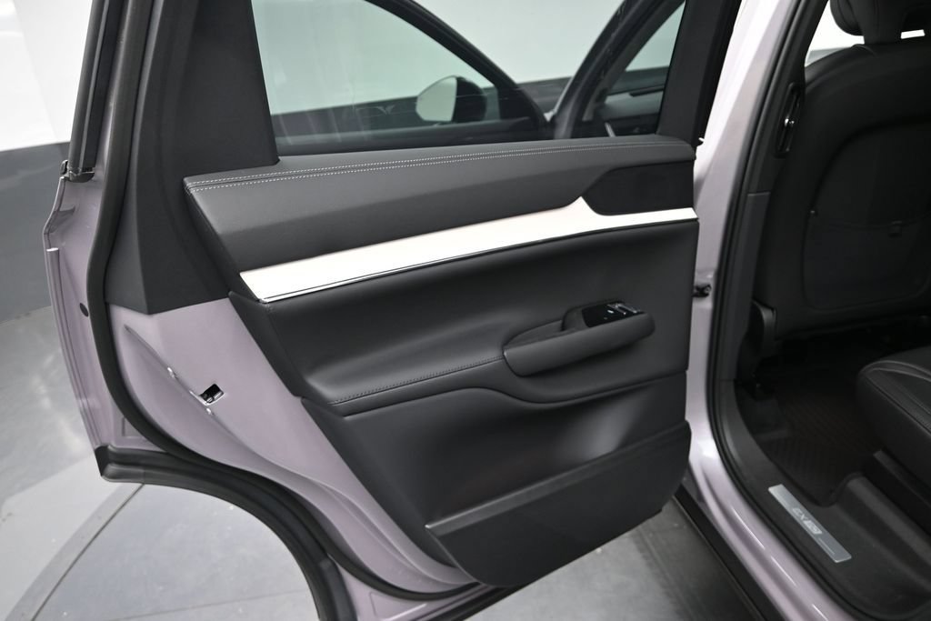 New 2026 Volvo EX90 Ultra AWD/4WD image 14