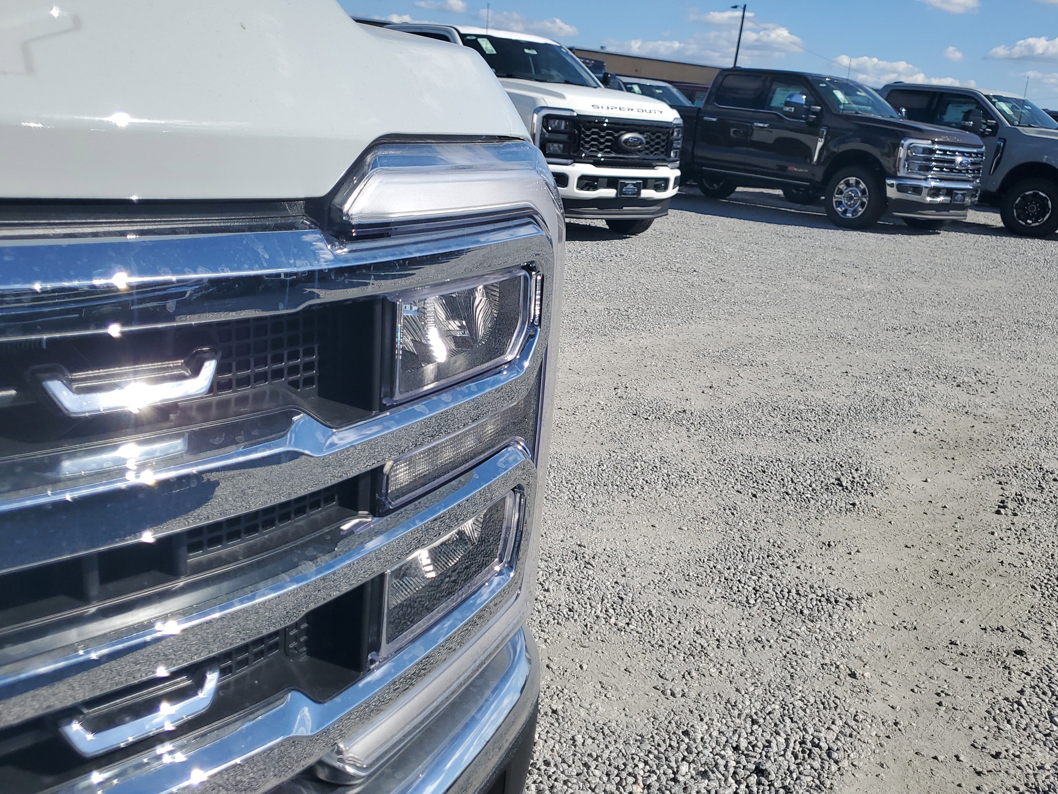 New 2026 Ford F250 Lariat image 4