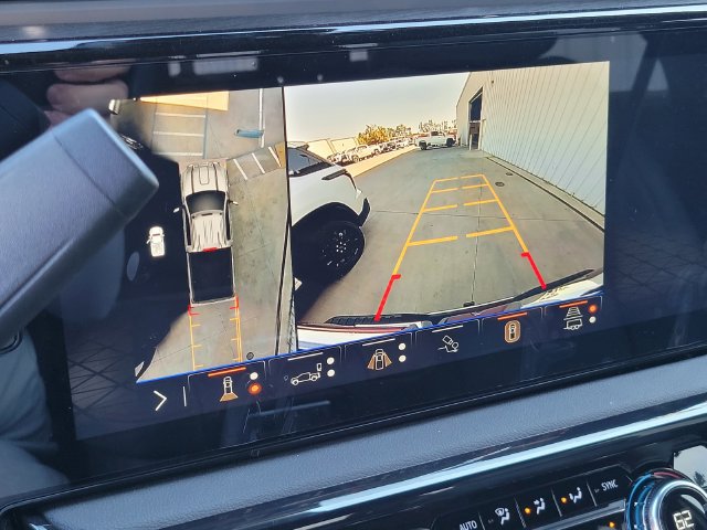 New 2026 GMC Sierra 2500 AT4 w/ AT4 Premium Plus Package AWD/4WD image 21
