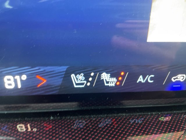 Used 2024 Chevrolet Traverse RS w/ LPO, Floor Liner Package image 15