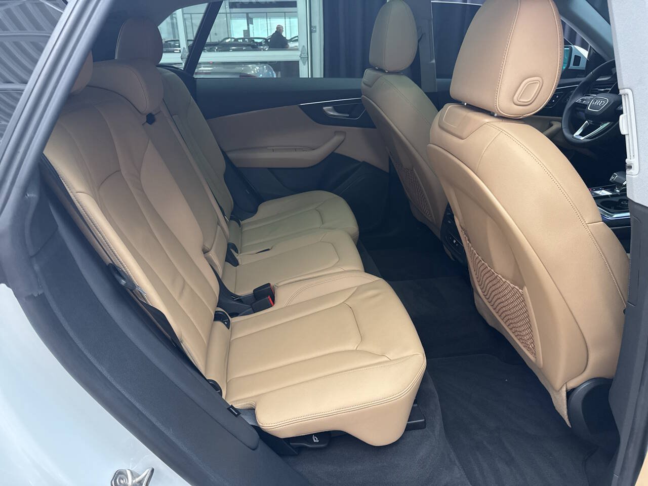 Used 2023 Audi Q8 Premium w/ Convenience Package AWD/4WD image 25