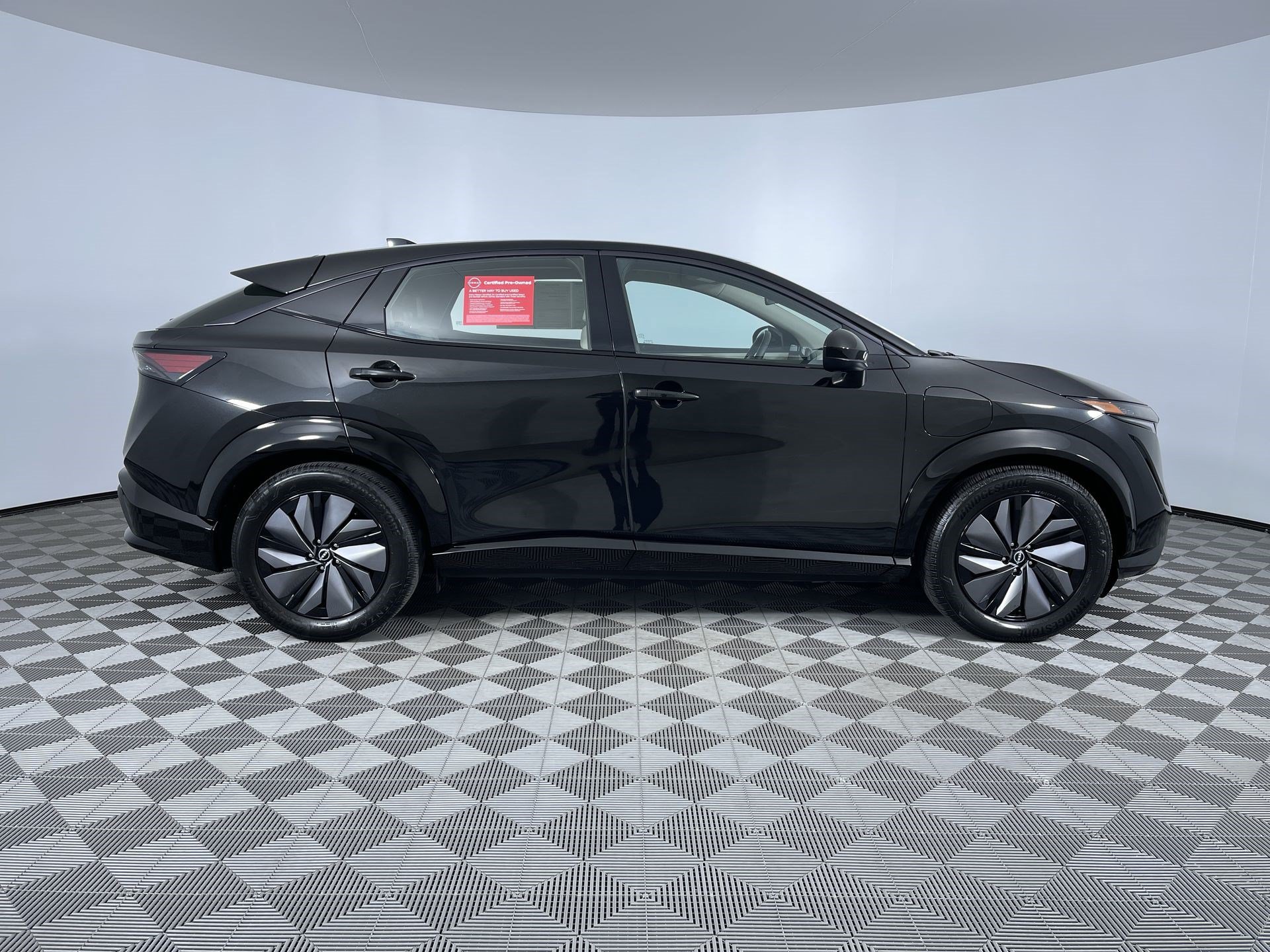 Certified 2024 Nissan Ariya AWD image 10