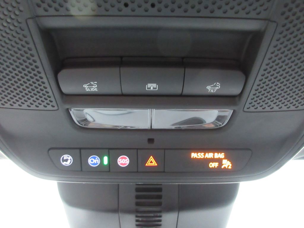 New 2026 Chevrolet Traverse LT w/ Sun and Wheel Package image 31