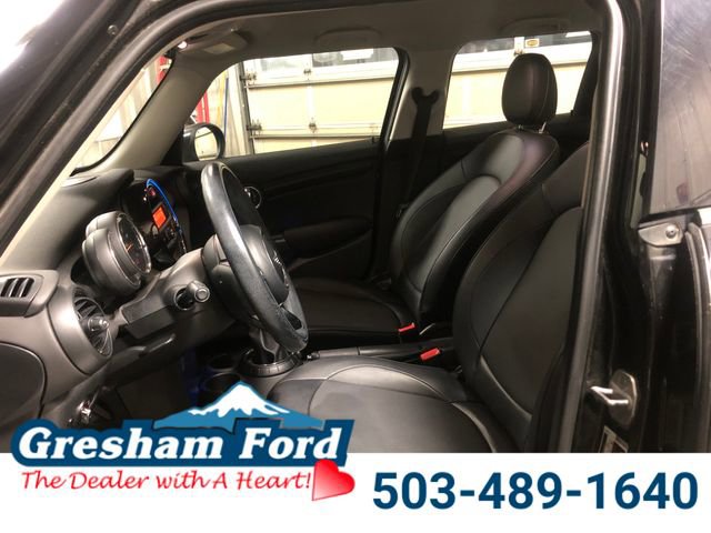 Used 2016 MINI Cooper 4-Door Hardtop image 11