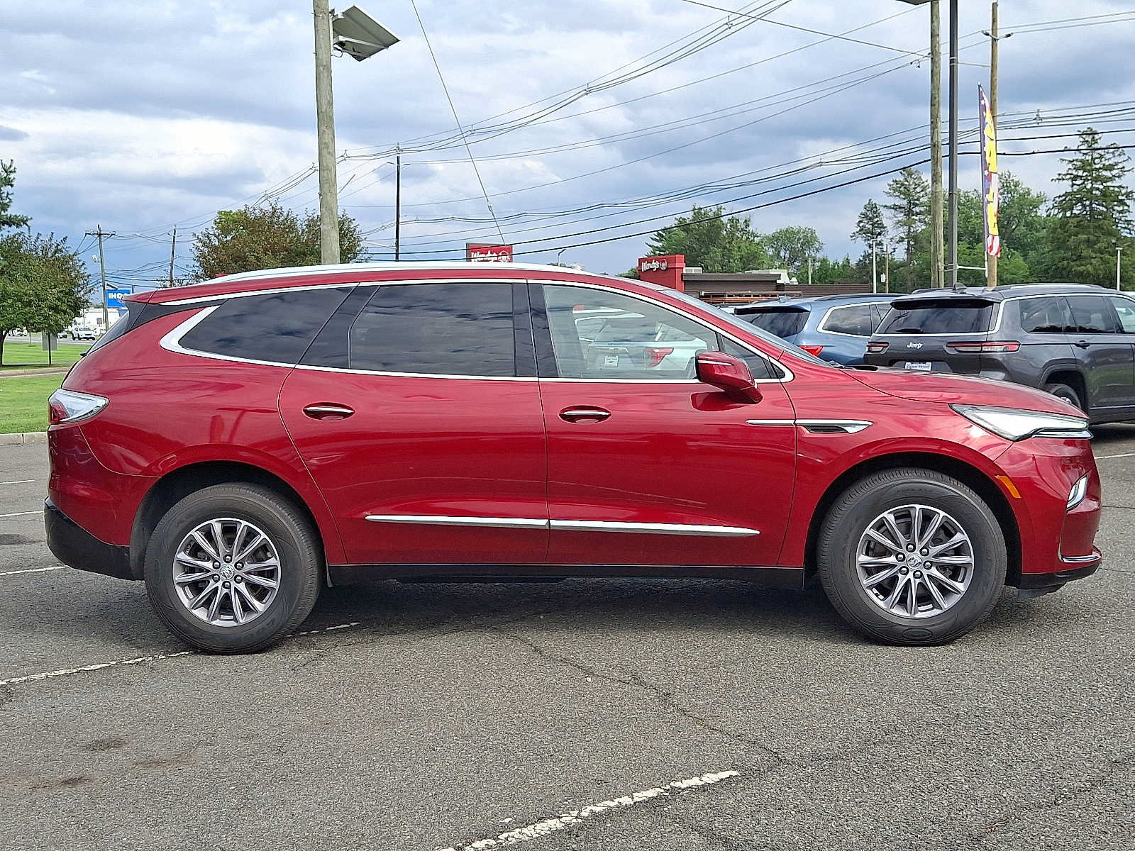 Certified 2023 Buick Enclave Essence FWD image 7