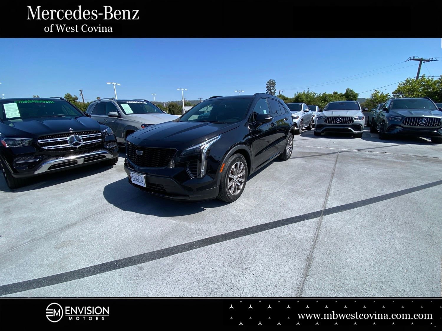 Used 2021 Cadillac XT4 Sport FWD image 1