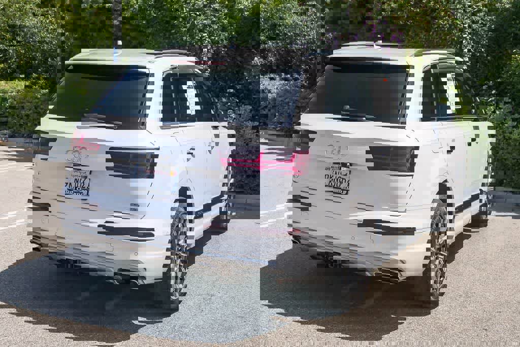 Used 2019 Audi Q7 2.0T Premium Plus w/ Premium Plus Package image 10