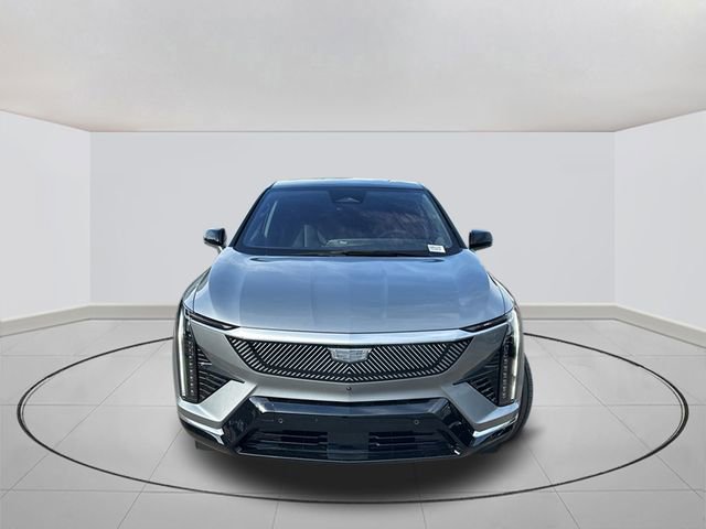 New 2026 Cadillac Optiq Luxury 2 image 2